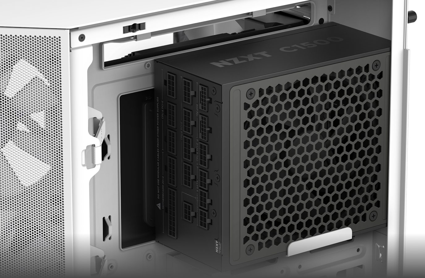 PC-Konfiguration mit NZXT C750 Bronze PSU, im Gehäuse ohne Backpanel installiert